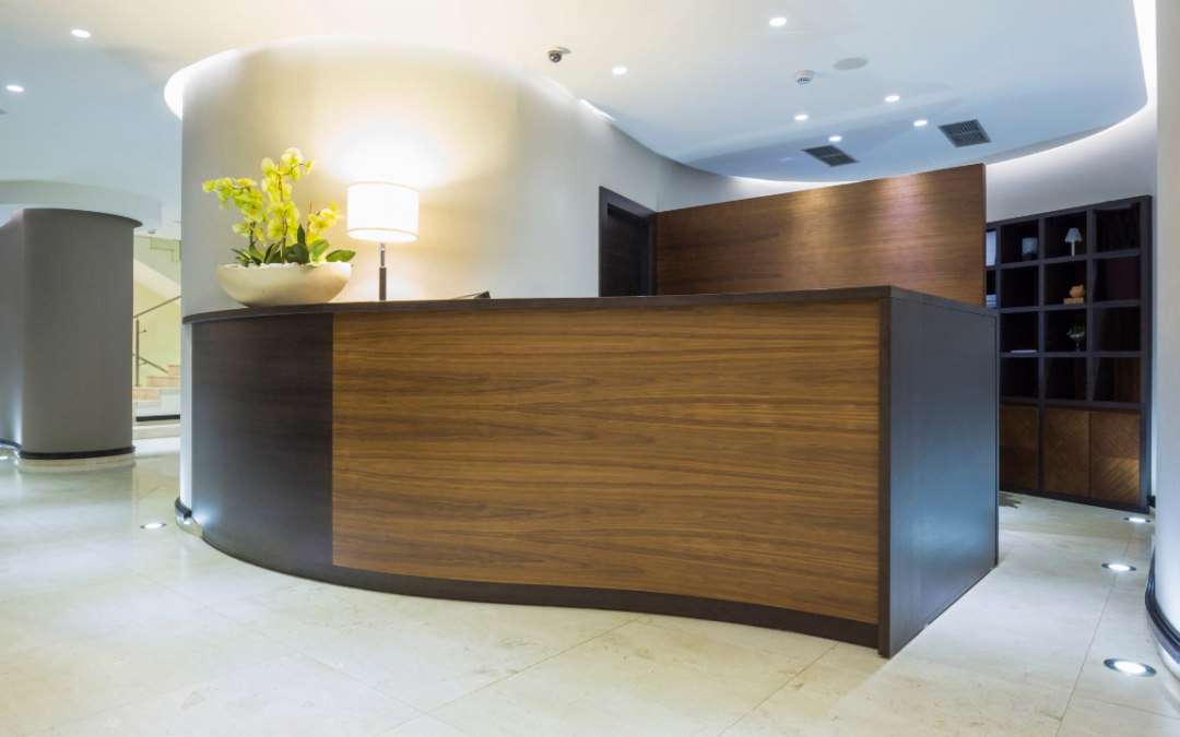 Reception desk: how to find the perfect fit